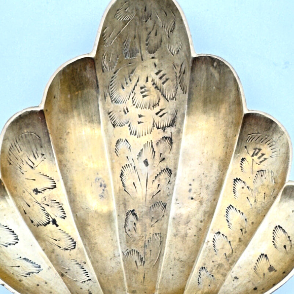 Vintage Solid Brass Leaf Trinket Dish Soap Catchall Candy Ashtray Footed 7" - Picture 2 of 8